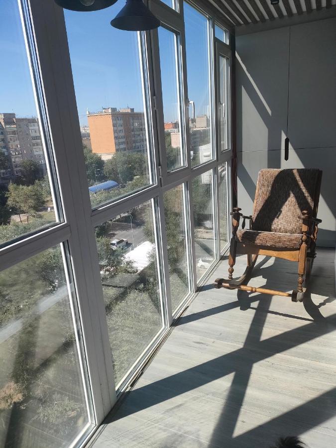 Двухкомнатная Квартира В Самом Центре Актобе Eksteriør billede